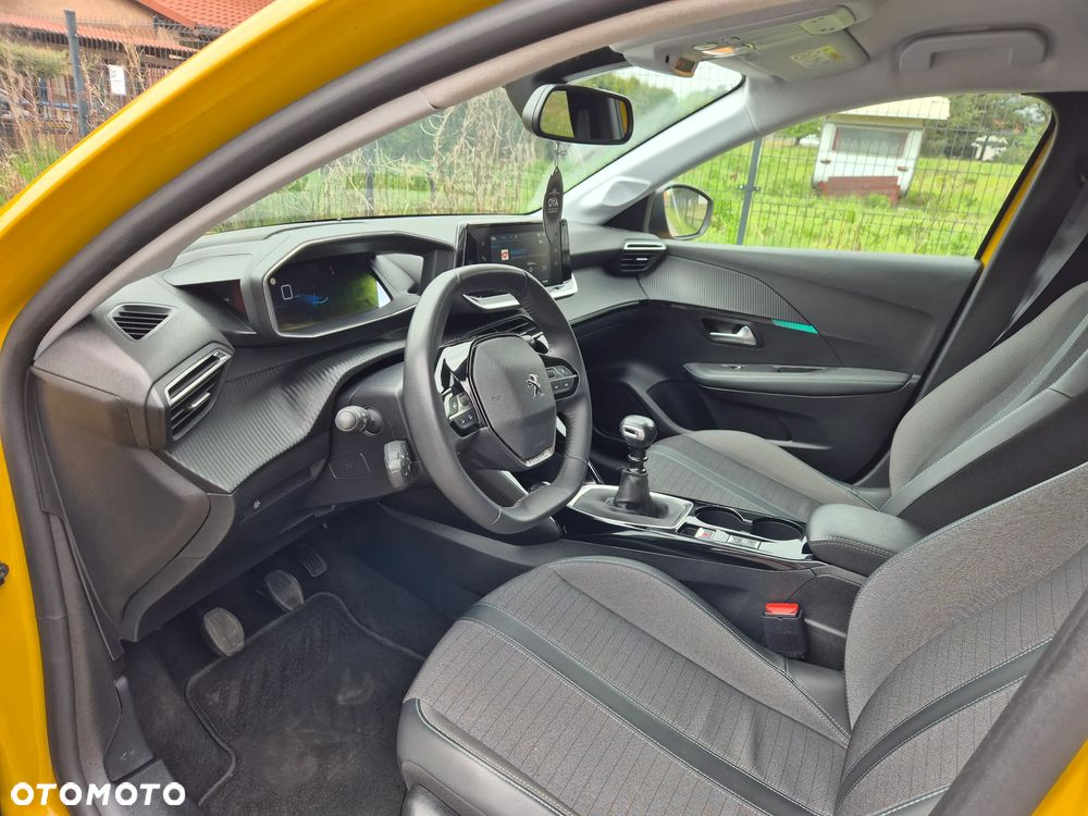 Peugeot 208 1.2 PureTech Allure S&S - 12