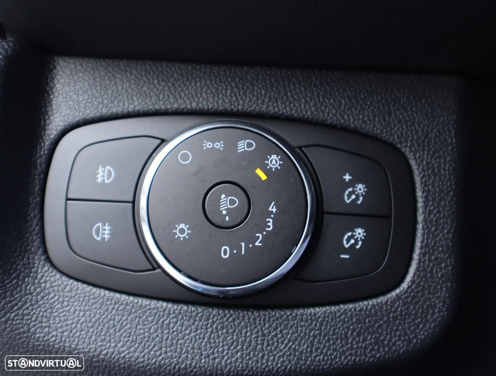 Ford Tourneo Courier 1.0 EcoBoost Titanium - 31
