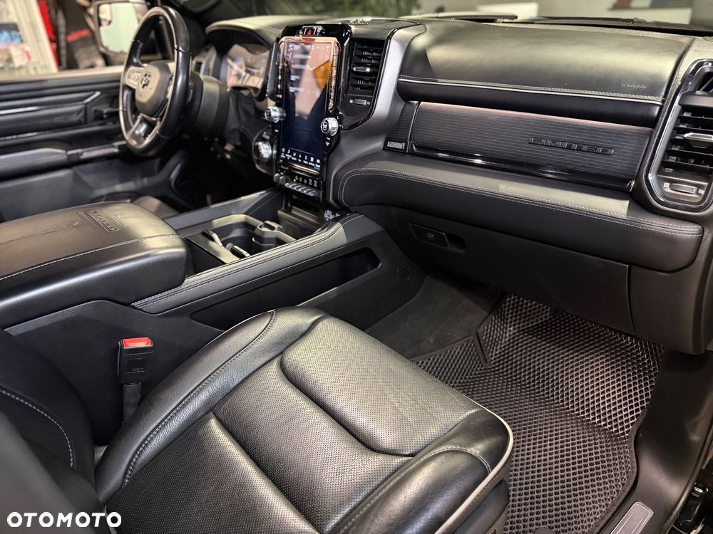Dodge RAM 5.7 4x4 - 30