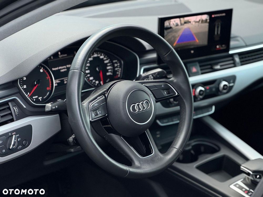 Audi A4 Limousine 40 TFSI S tronic - 11