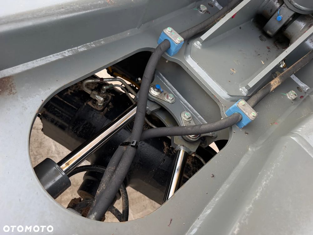 Wacker Neuson DW60 Wozidło Obrotowe 4x4. 6 ton ładowność z Pełną kabiną. OBROTOWA koleba 1350 mtg. 2021 rok. Jak nowe z salonu PERKINS turbo silnik. Pochodzi z Norweskiego Gospodarstwa Ziemniaczanego! Pełne sterowanie dżojstik REWERS HYDROSTATIC Ogrzewana Kabina Opony zero zużycia. Aktualna DEKRA. Kamery wysokiej jakośći! Zero luzów i wycieków. Szybka wolna jazda. Wielka Okazja. Ośswietlenie Rozbudowane. Hak kulka - 19