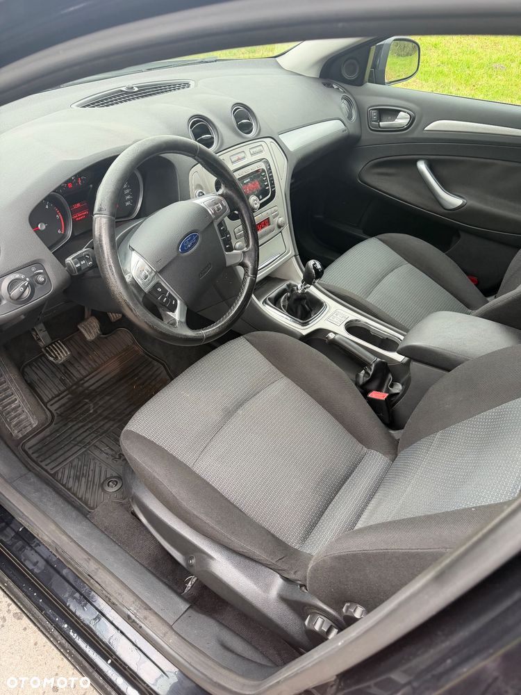Ford Mondeo - 6