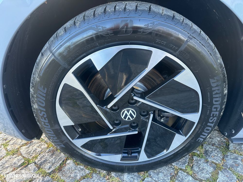 VW ID.3 Pro Performance - 13