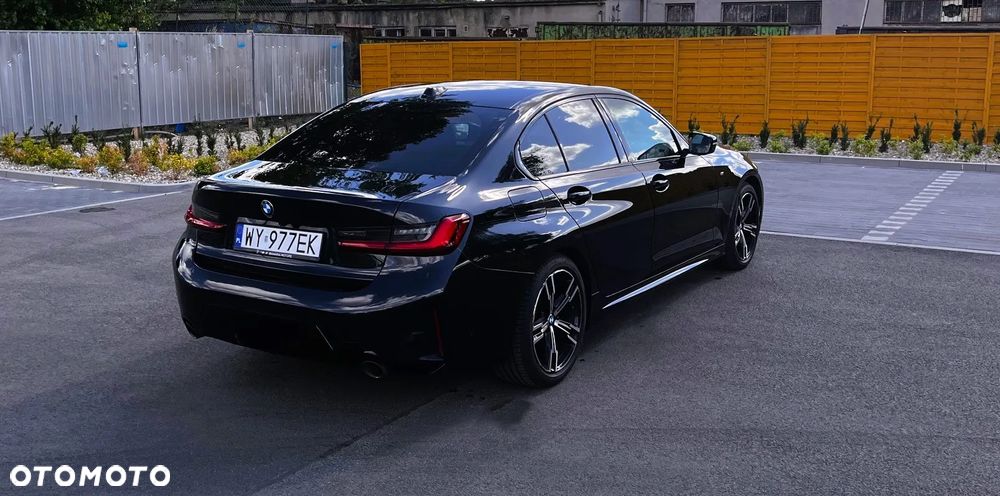 BMW Seria 3 318i M Sport - 4