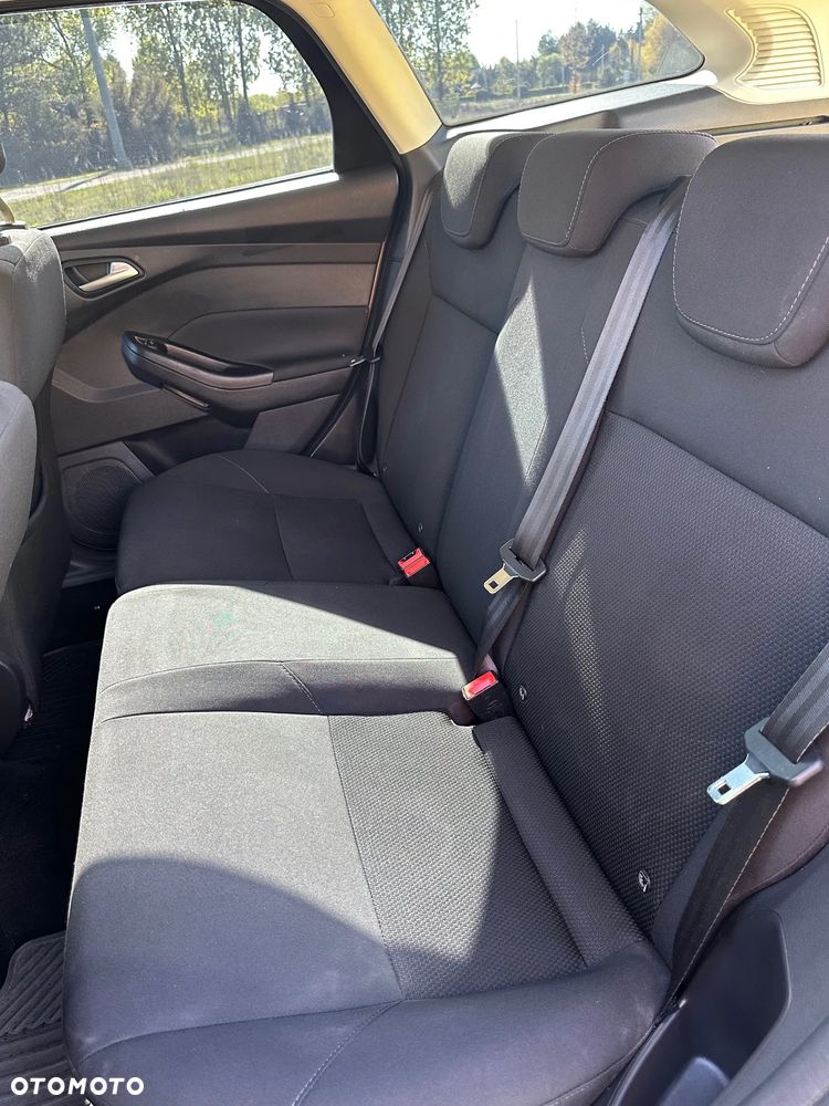 Ford Focus Turnier 1.5 EcoBoost Start-Stopp-System Business Edition - 20