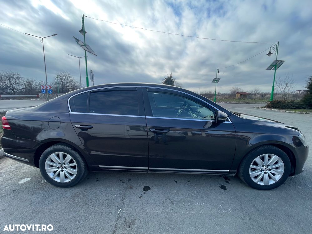 Volkswagen Passat 2.0 TDI BlueMotion Technology DPF Comfortline - 3