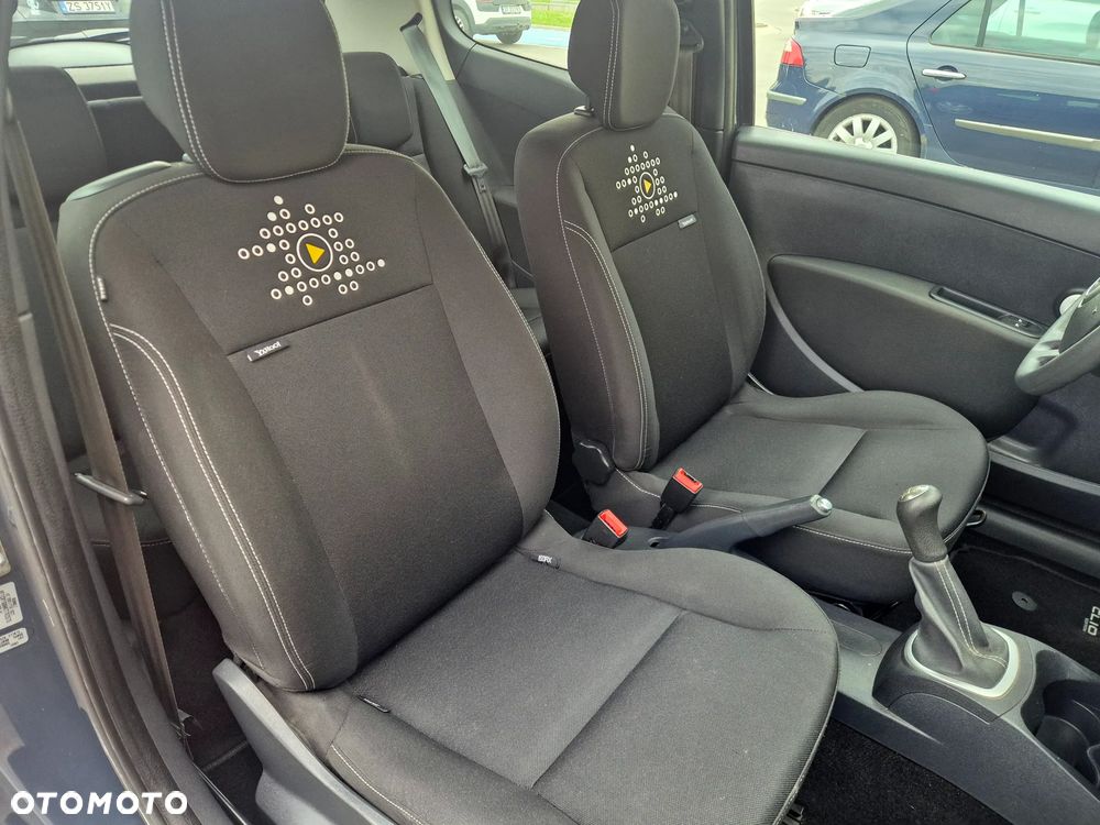Renault Clio 1.2 16V 75 Yahoo - 11
