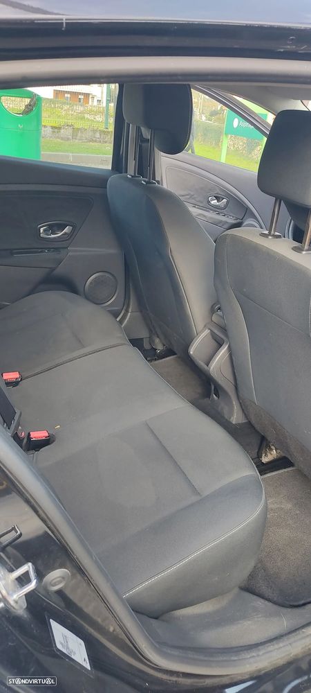 Renault Mégane ENERGY dCi 110 LIMITED - 8