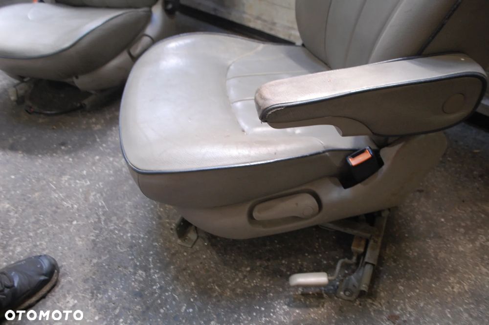FOTELE OBROTOWE PRZÓD PRZEDNIE + TYŁ 2+5 SKÓRZANE VW SHARAN MK I LIFT 00-10 SEAT ALHAMBRA - 6