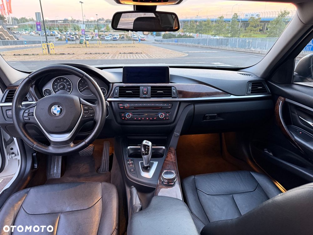 BMW Seria 3 - 18