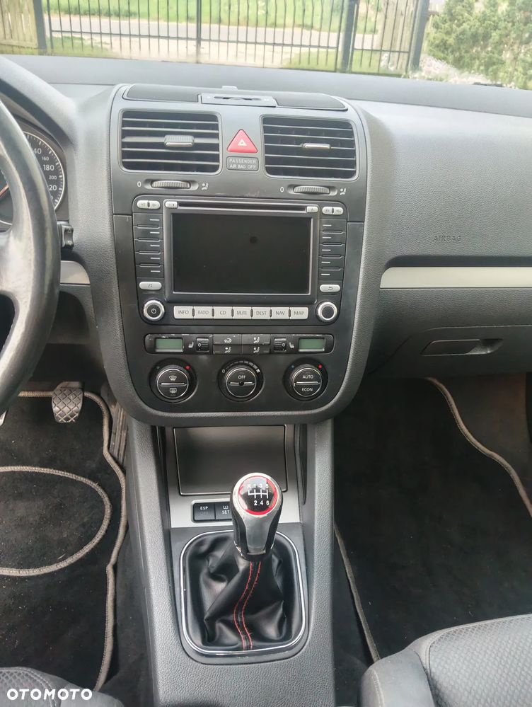 Volkswagen Golf 1.6 Basis - 13
