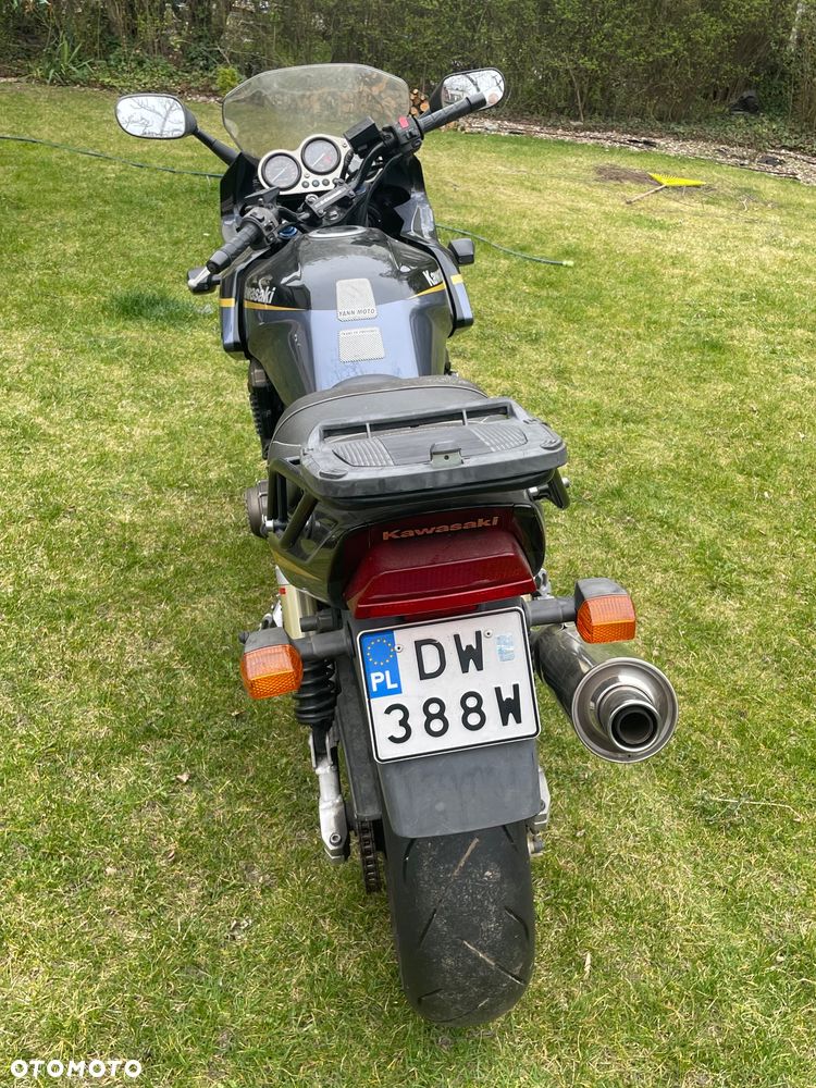 Kawasaki ZRX - 4