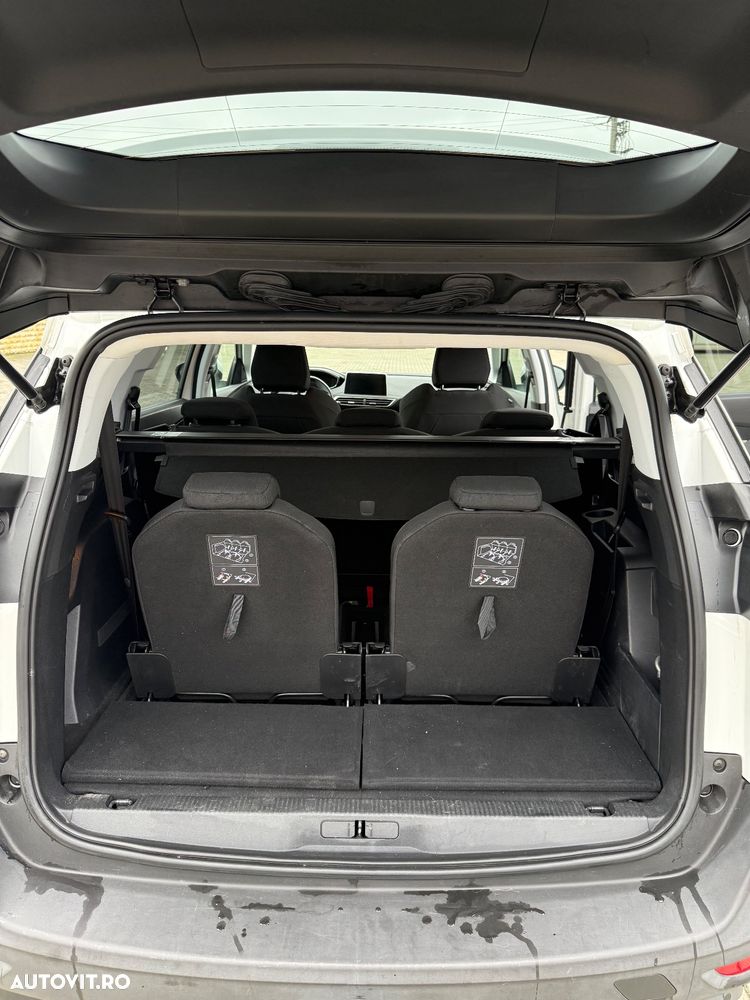 Peugeot 3008 1.2 PureTech 130 EAT8 Allure Pack - 18