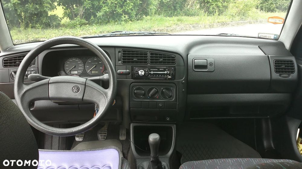 Volkswagen Golf 1.9 CL TD - 2