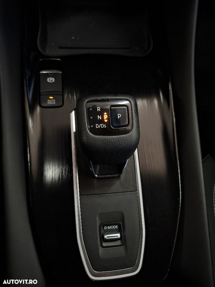 Nissan Qashqai 1.3 157CP 2WD DCT N-Connecta - 6