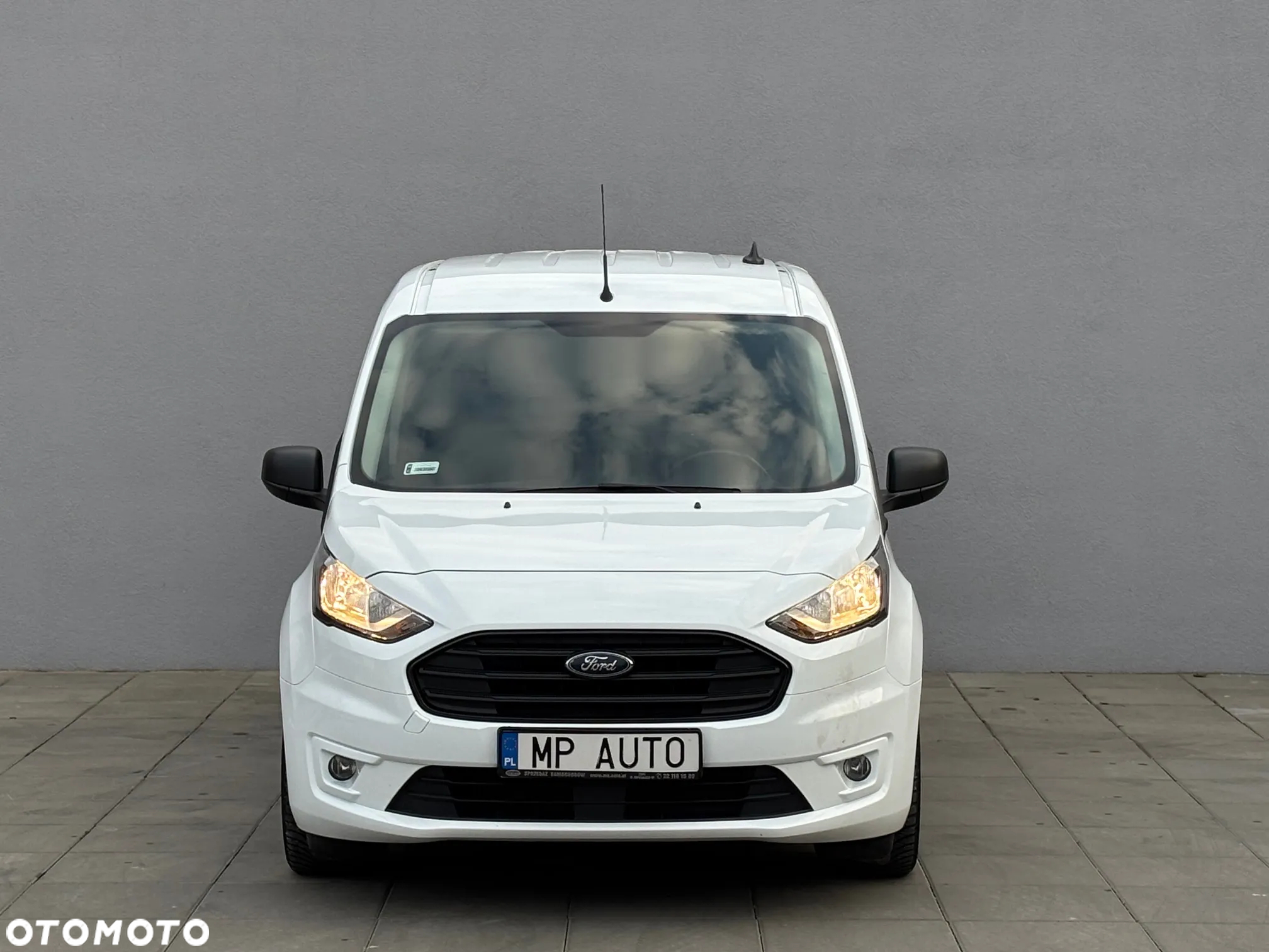 Ford Transit Connect - 2