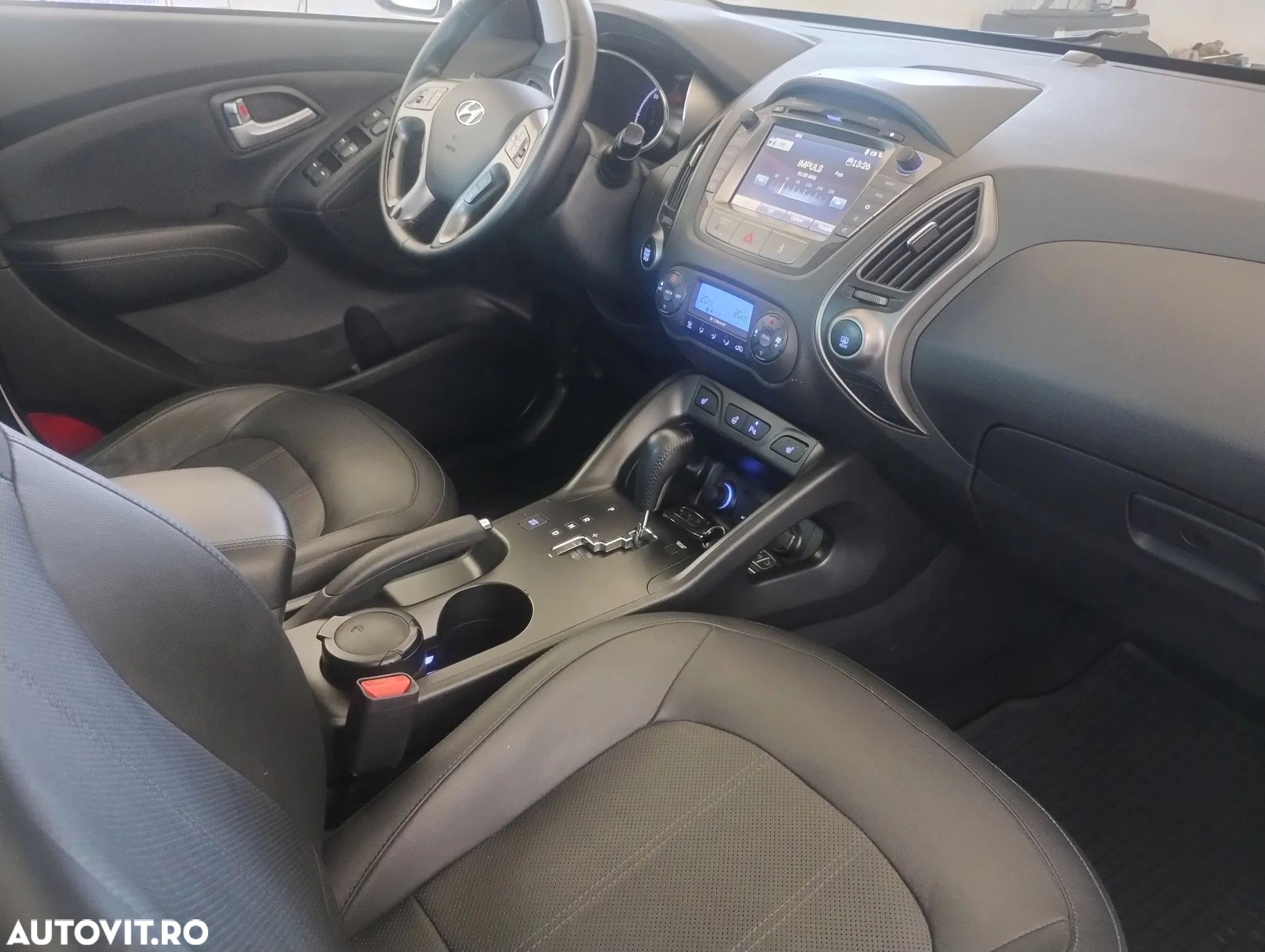 Hyundai ix35 2.0 CRDI 4WD Automatik Premium - 7