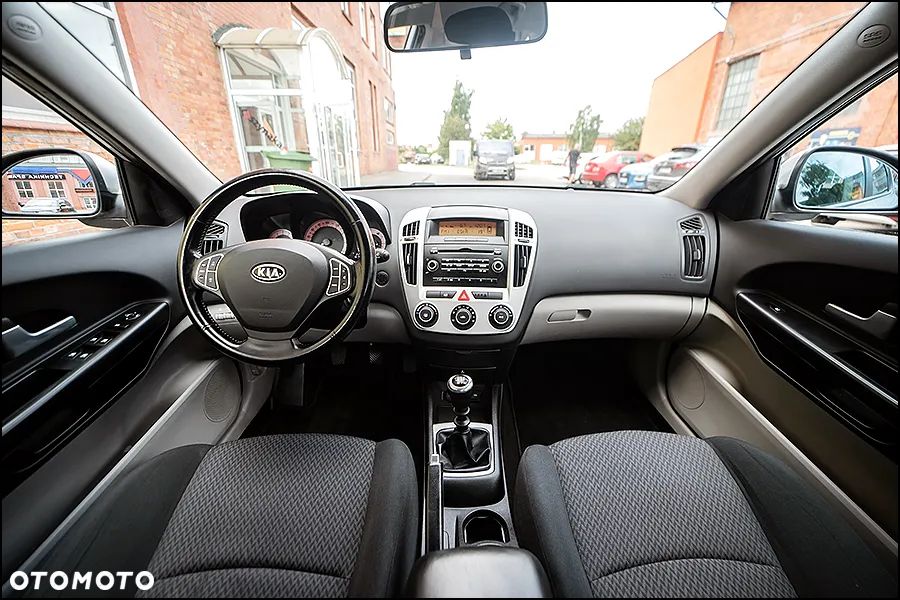 Kia Ceed 2.0 CVVT EX - 16