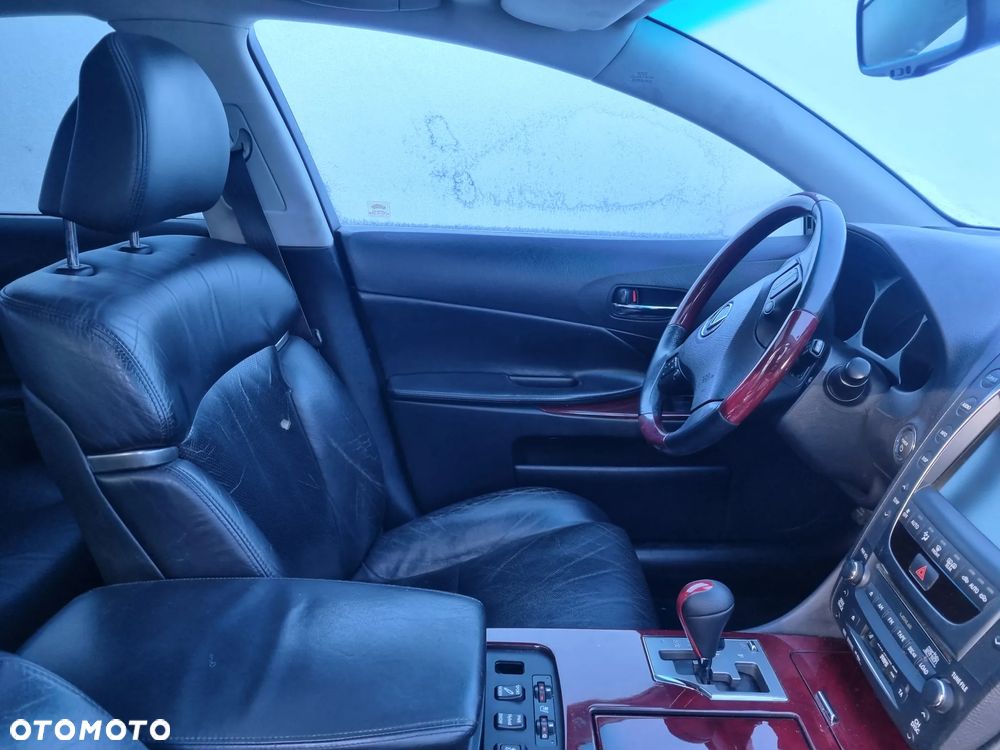 Lexus GS - 12