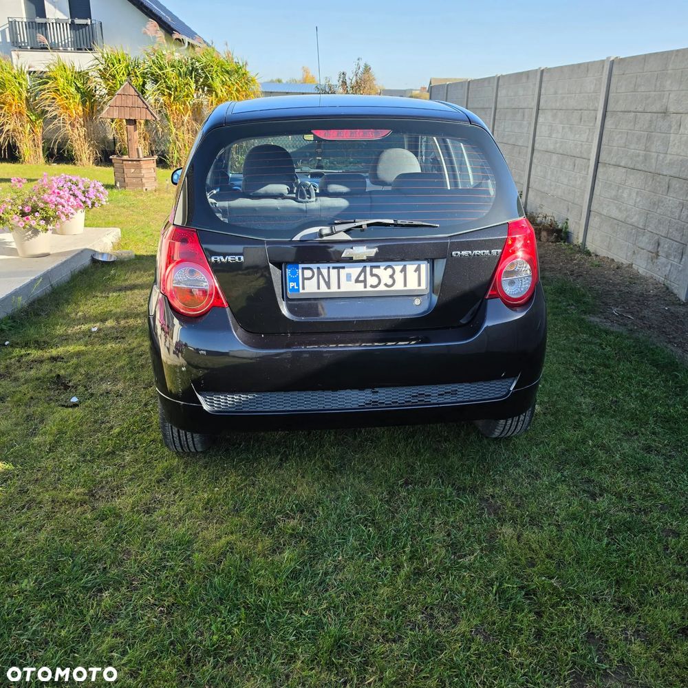 Chevrolet Aveo - 6