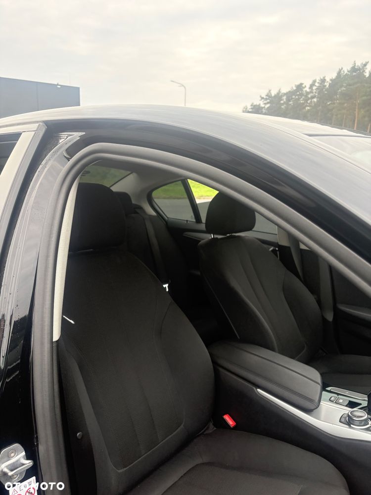 BMW Seria 5 - 11