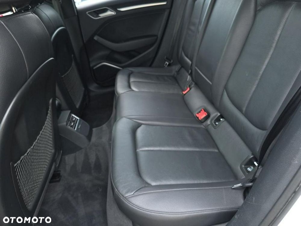 Audi A3 Limousine 40 TFSI quattro S tronic S line - 9