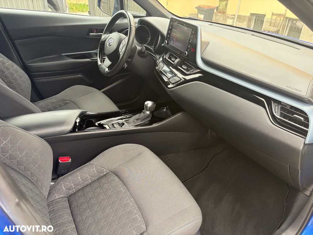 Toyota C-HR 2.0 HSD 184 CP 4x2 CVT C-lassy bi-tone - 21