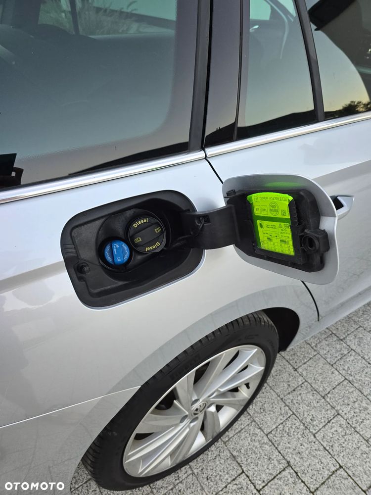 Skoda Octavia 2.0 TDI Style DSG - 30