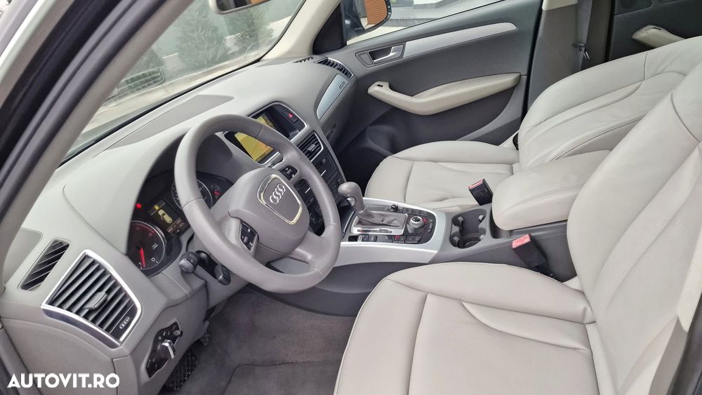 Audi Q5 2.0 TDI Quattro S tronic - 11