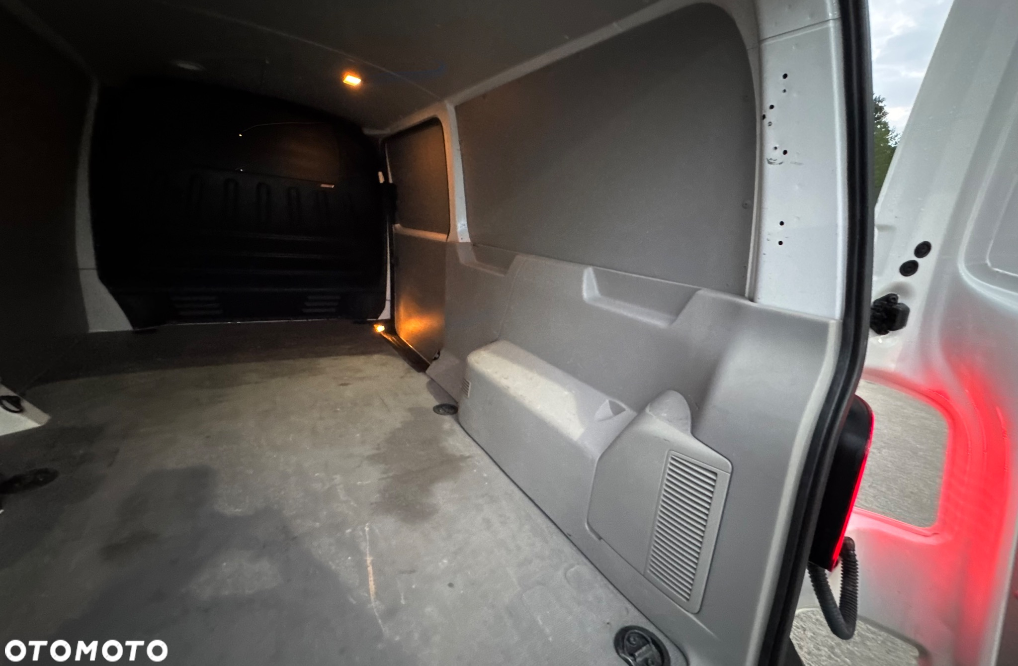 Volkswagen TRANSPORTER T6 - 18