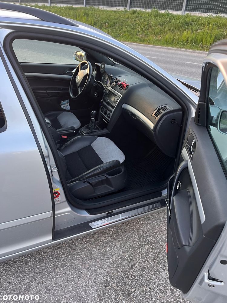 Skoda Octavia 2.0 TDI DPF RS - 8