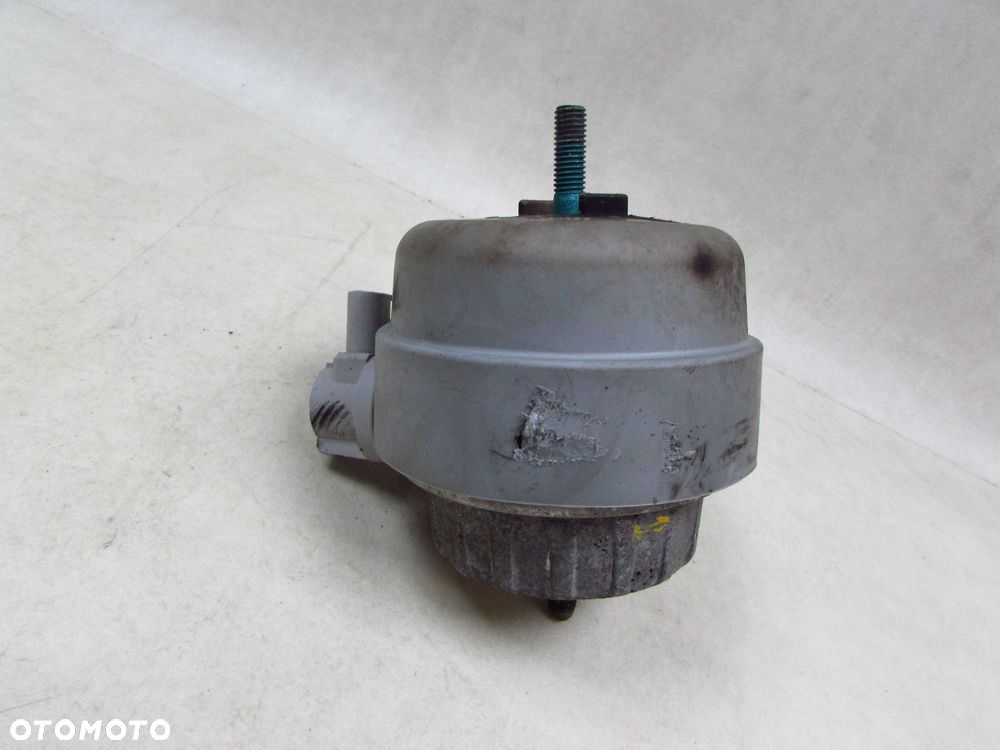 AUDI A6 C6 2.7 TDI 04-11 PODUSZKA SILNIKA LEWA 4F0199379BL - 2