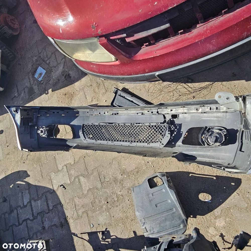 Zderzak przedni przód / BME E46 (kod lak: titansilber metalic ) - 8