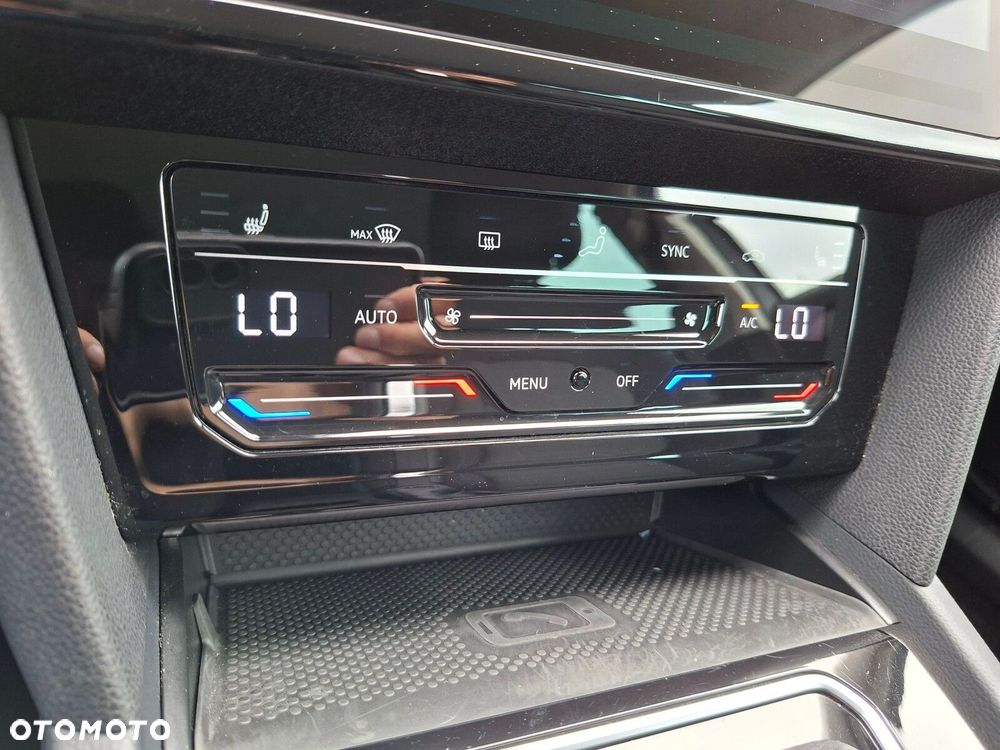 Volkswagen Passat - 22