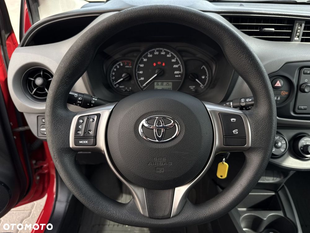 Toyota Yaris - 14
