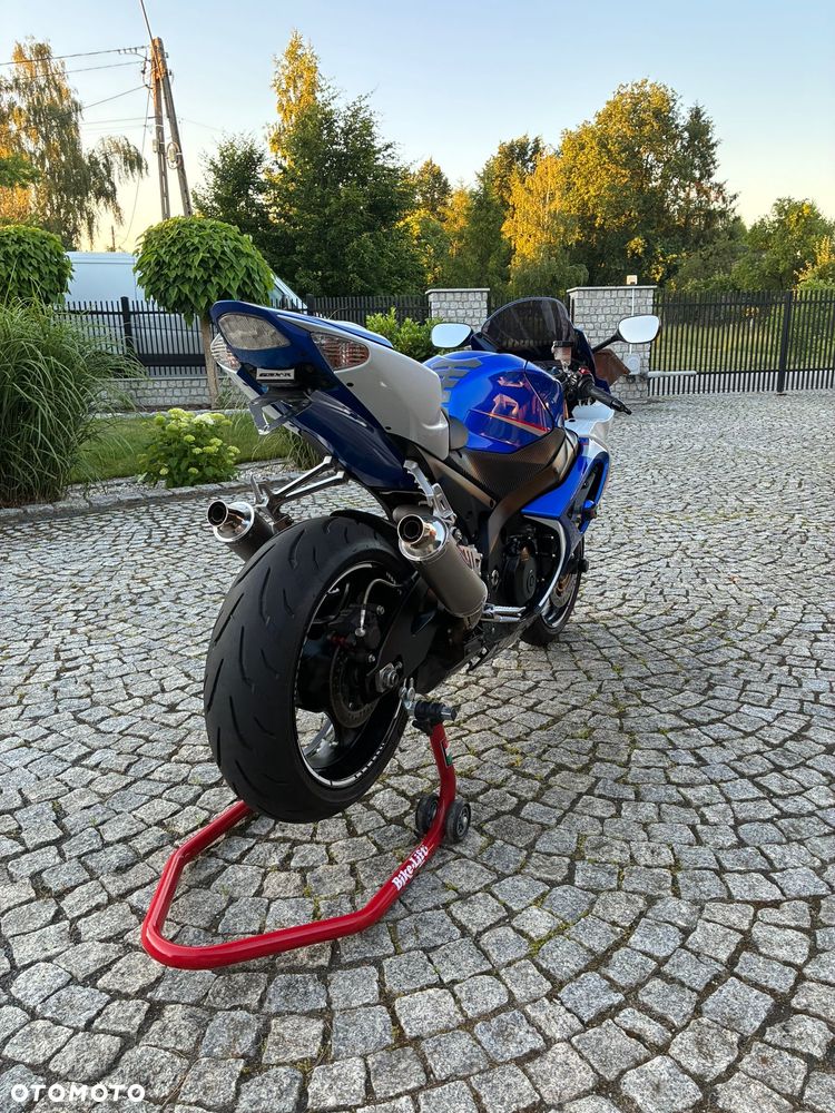 Suzuki GSX-R - 14