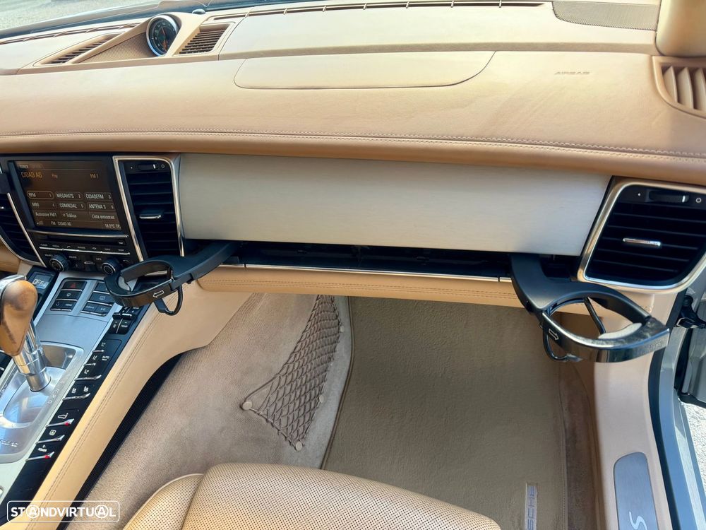 Porsche Panamera S Hybrid - 12