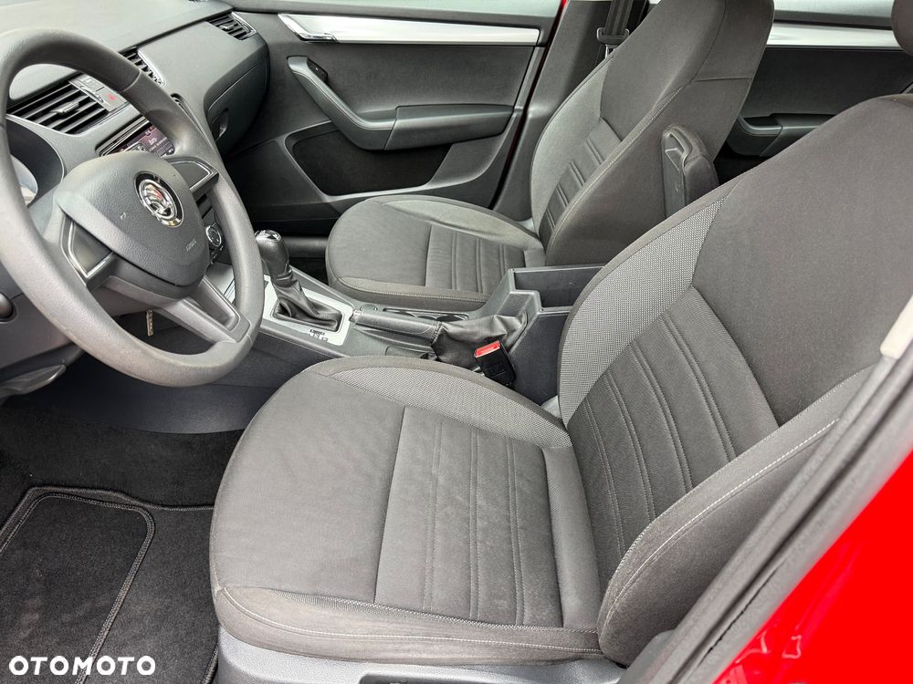 Skoda Octavia 1.6 TDI DSG Ambition - 15