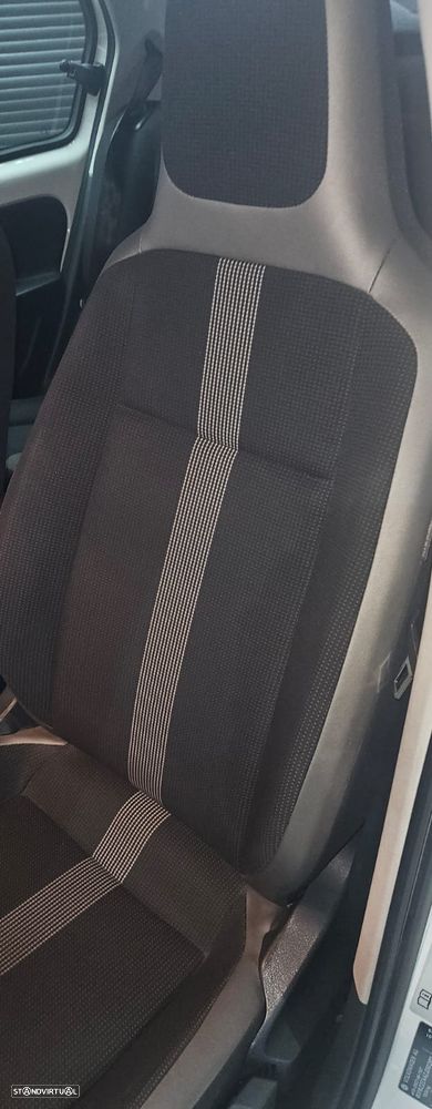 VW e-Up! Style Plus - 15