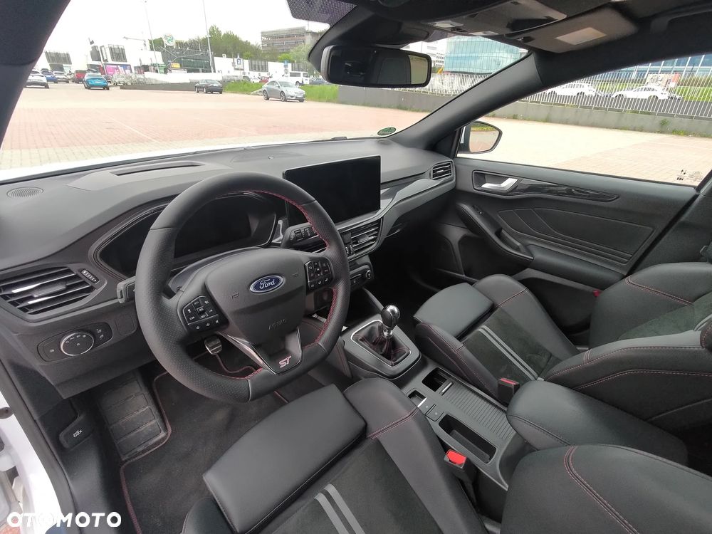 Ford Focus 2.3 EcoBoost ST X - 3