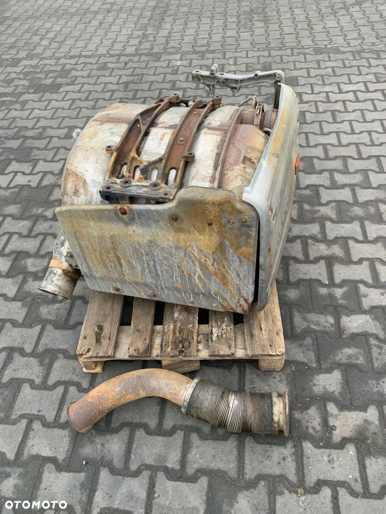 WYDECH KATALIZATOR TŁUMNIK VOLVO FH 4 EURO 6 - 3