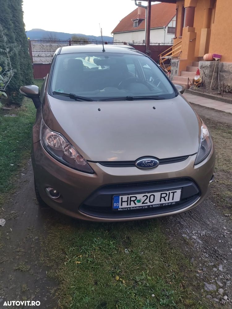 Ford Fiesta 1.4 TDCI Ambiente - 6