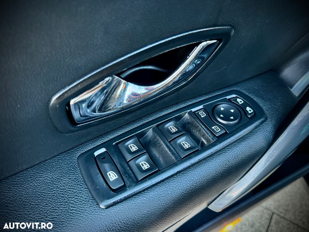 Renault Megane ENERGY dCi 110 Start & Stopp Bose Edition - 25