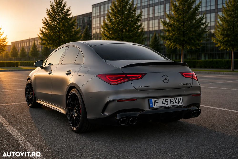 Mercedes-Benz CLA 45 AMG - 4