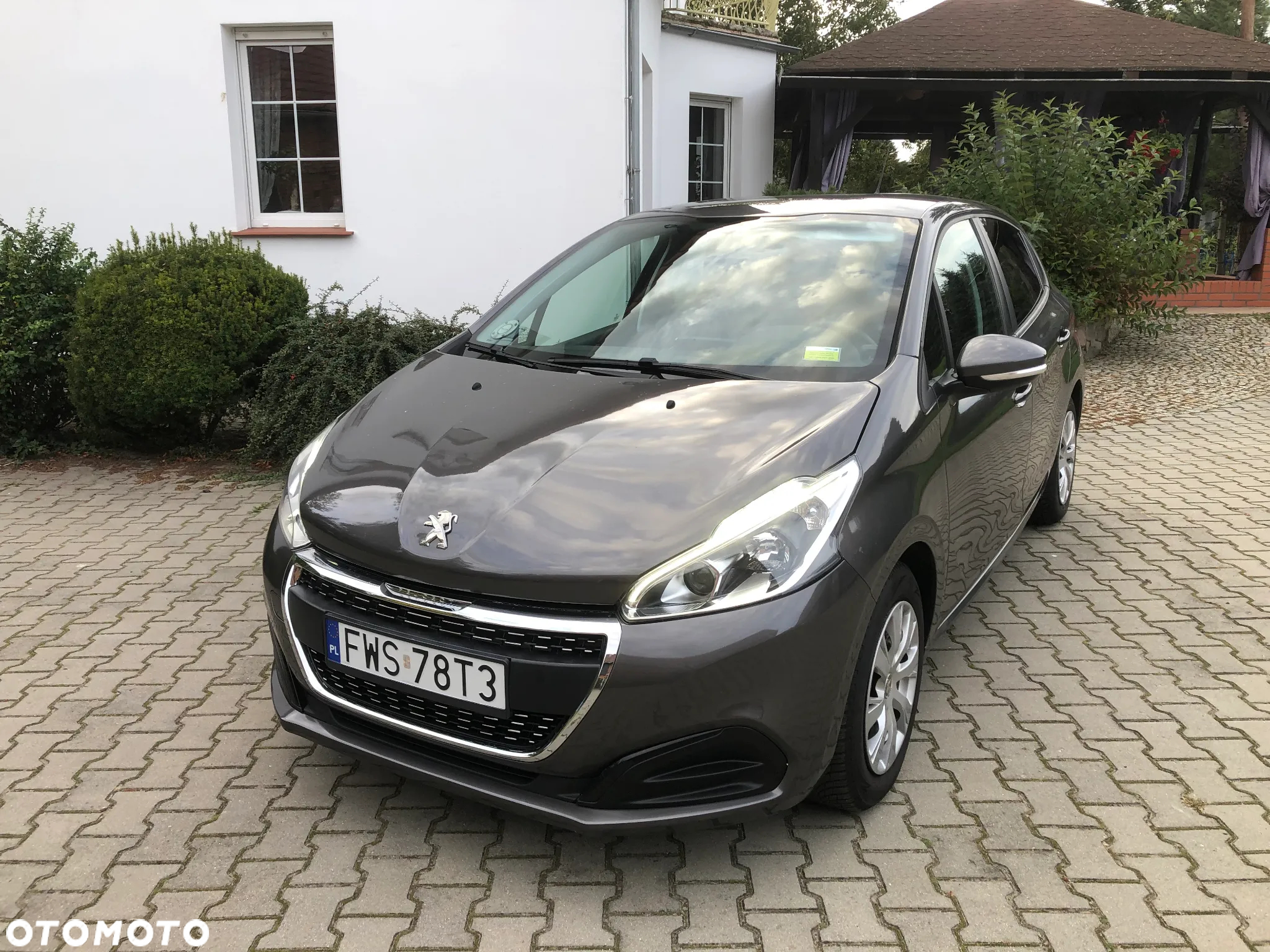 Peugeot 208 PureTech 82 Start & Stop Allure - 2