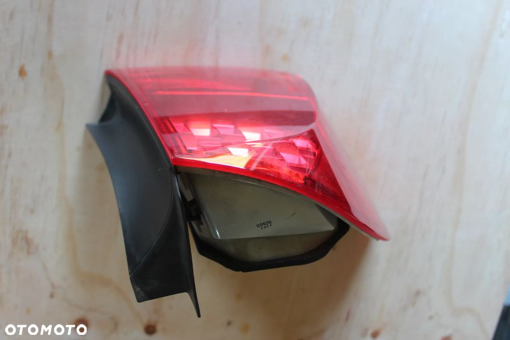 LAMPA TYLNA LEWA BMW 3 KOMBI E91 LCI LED EU 7289431 2009 - 7