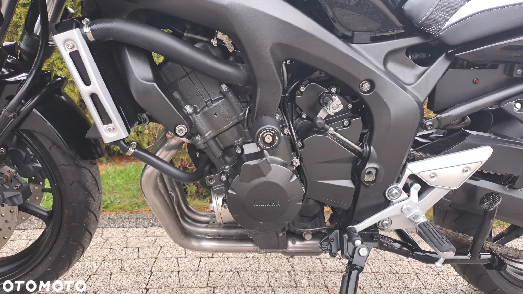 Yamaha FZ - 40
