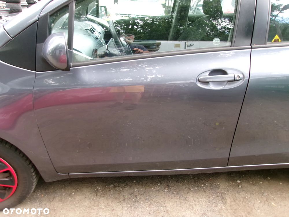 DRZWI L.P  TOYOTA YARIS II 8S5 - 1