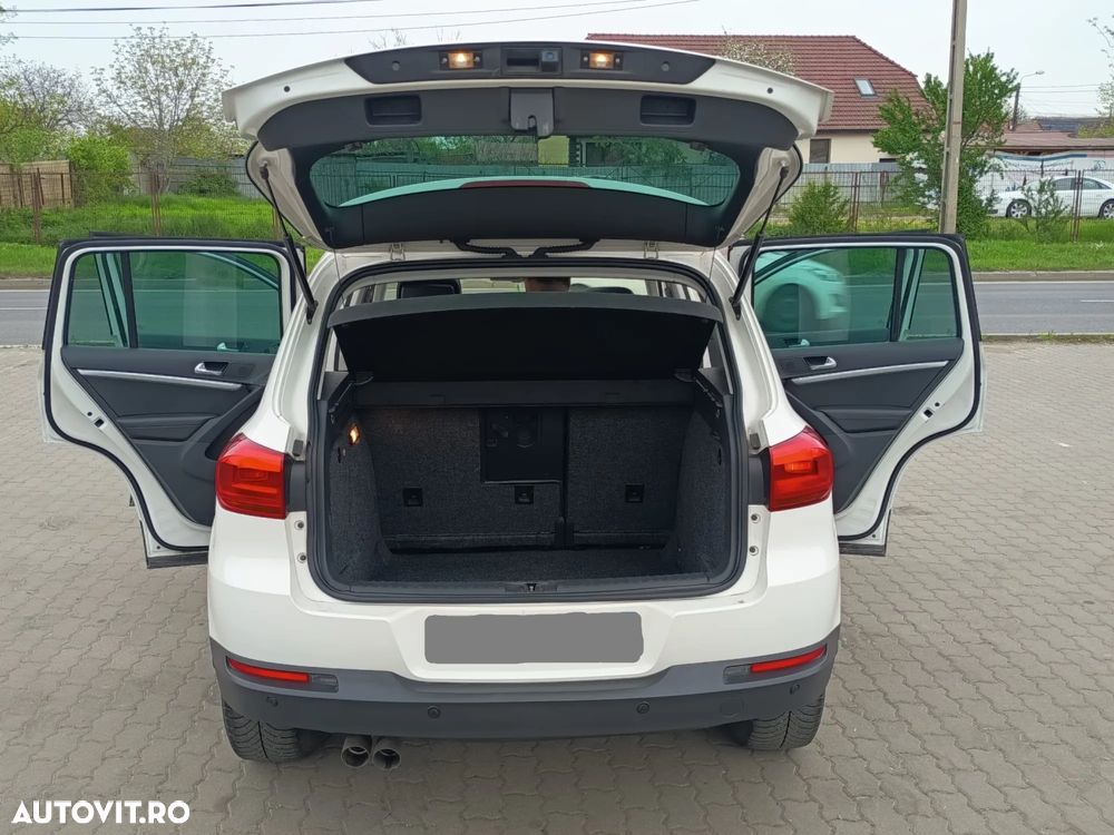 Volkswagen Tiguan - 8