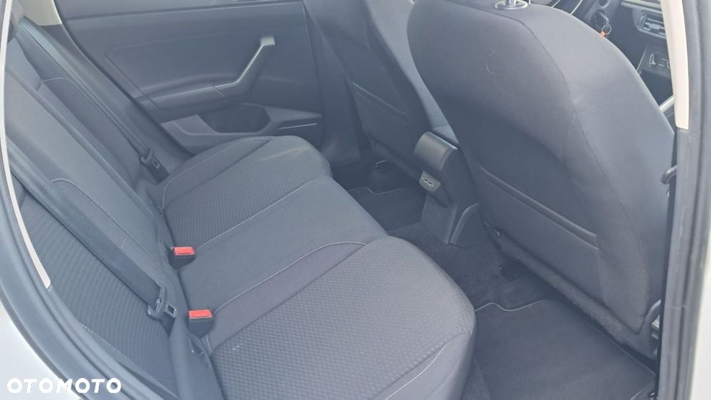 Volkswagen Polo - 21